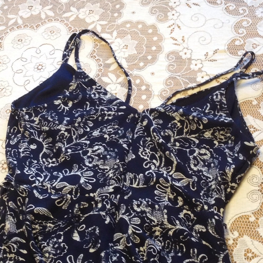 🌺High Low Dress🌺 - Picture 4 of 6